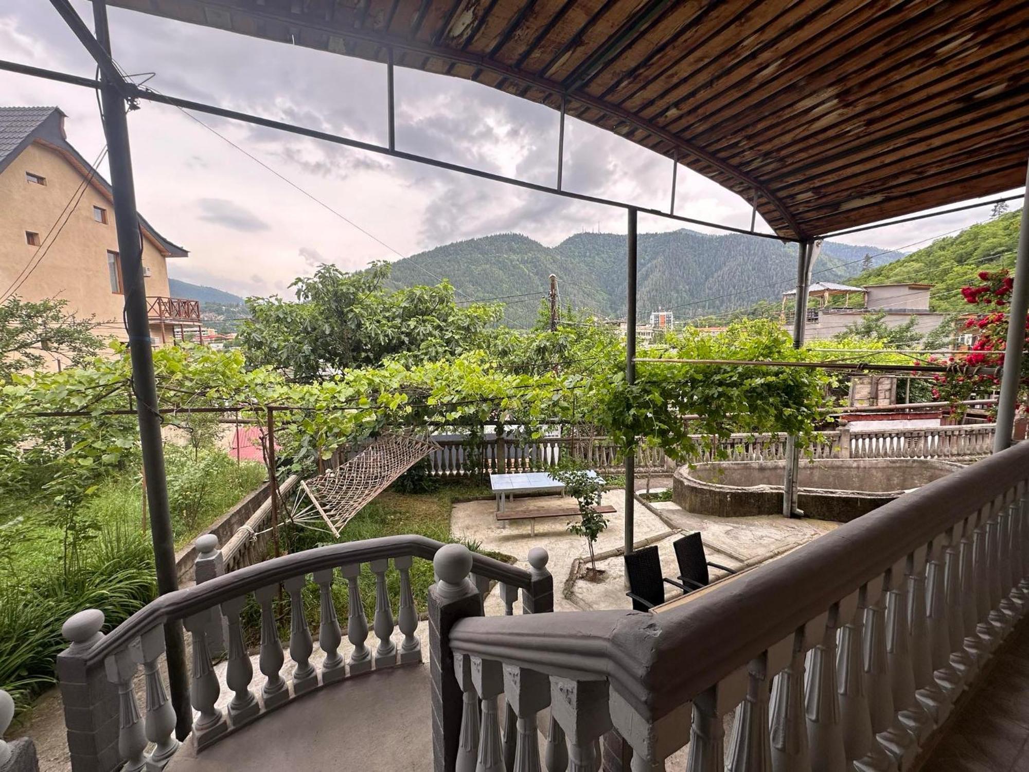 Shota'S Guest House Borjomi Εξωτερικό φωτογραφία