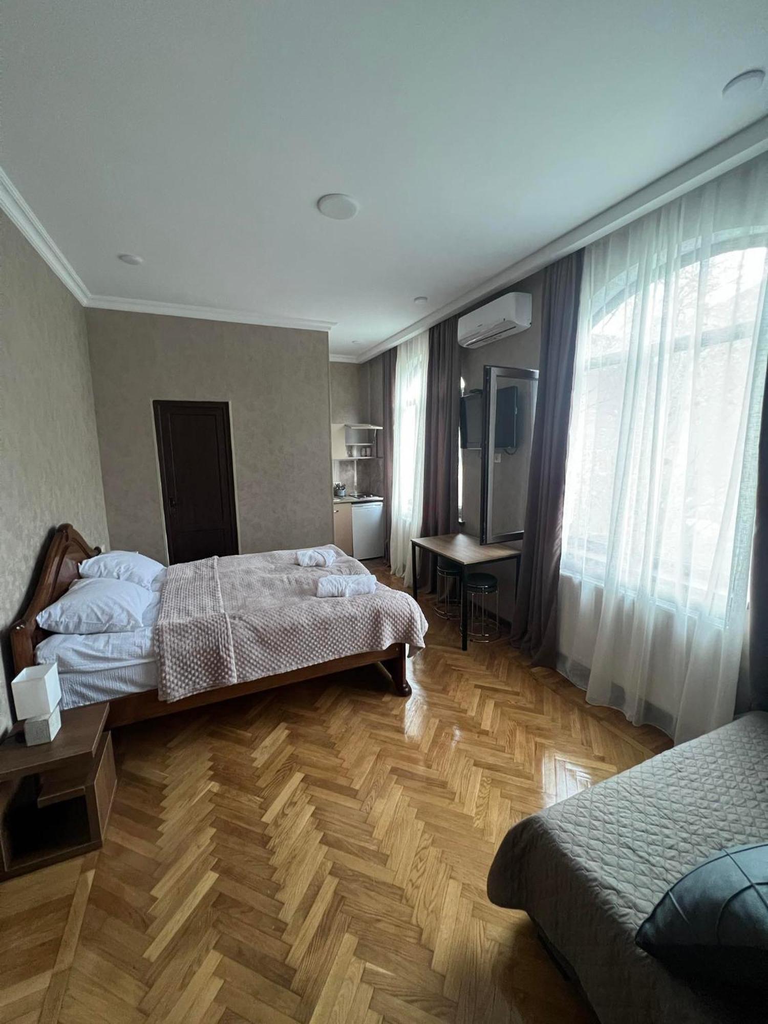 Shota'S Guest House Borjomi Εξωτερικό φωτογραφία